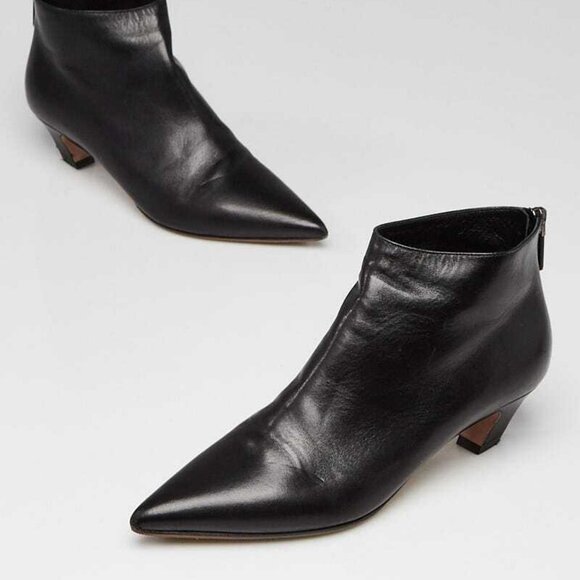 Christian Dior Black Leather Pointed Toe Ankle Boots Size 4.5/35 - Picture 1 of 4